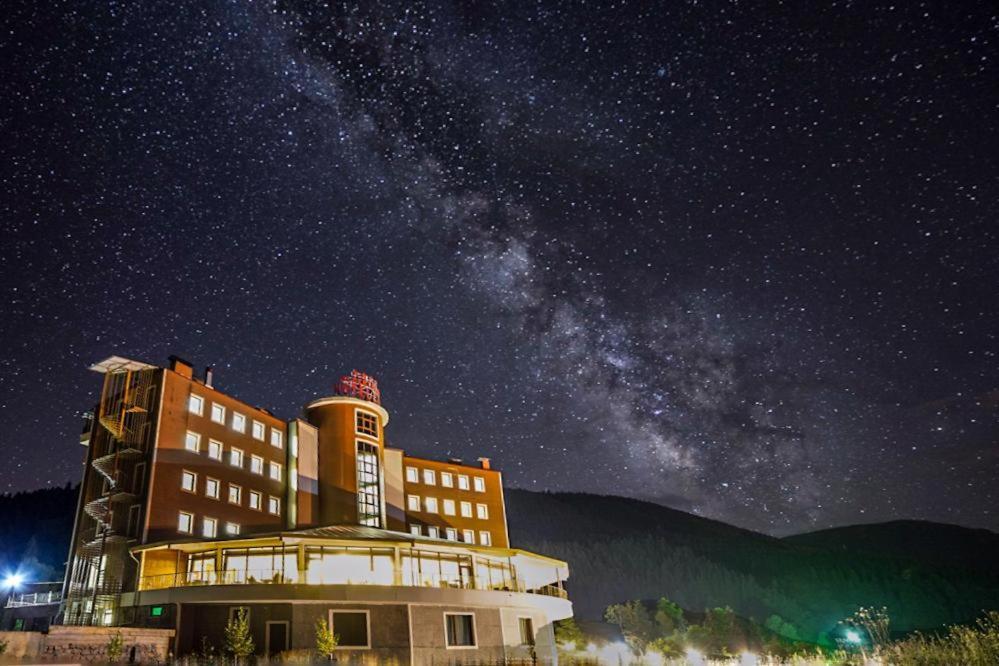 Black Forest Hotel Savsat Exteriér fotografie